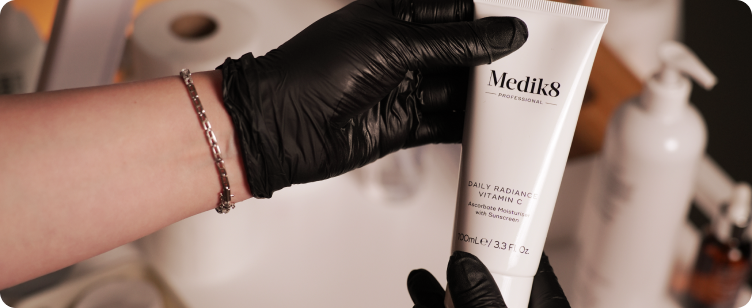 Medik8 Platinum Facial